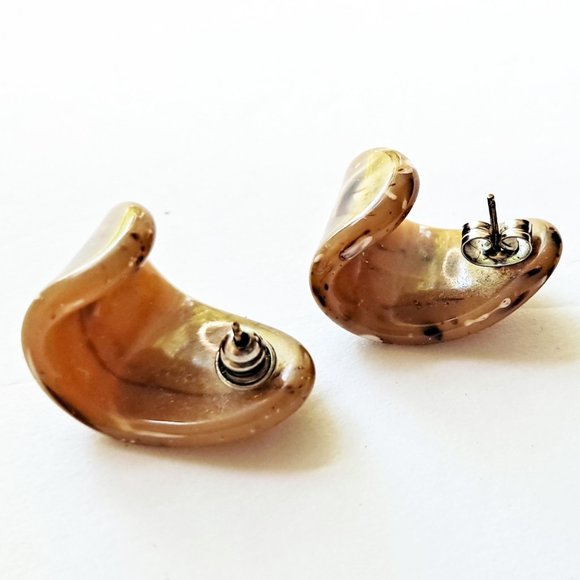 Vintage Brown Marbled Swirl Lucite Hoop Earrings Chunky Wide Half Hoop - Picture 6 of 6